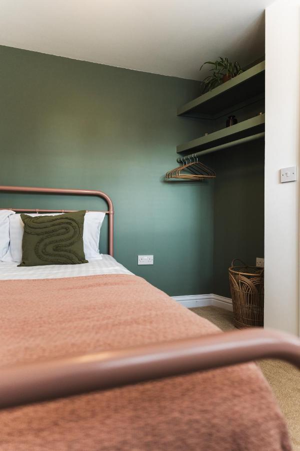 Wych Cottage, Striking 2 Bed, Parking, Ground Floor Flat - Step Free Сомертон Экстерьер фото